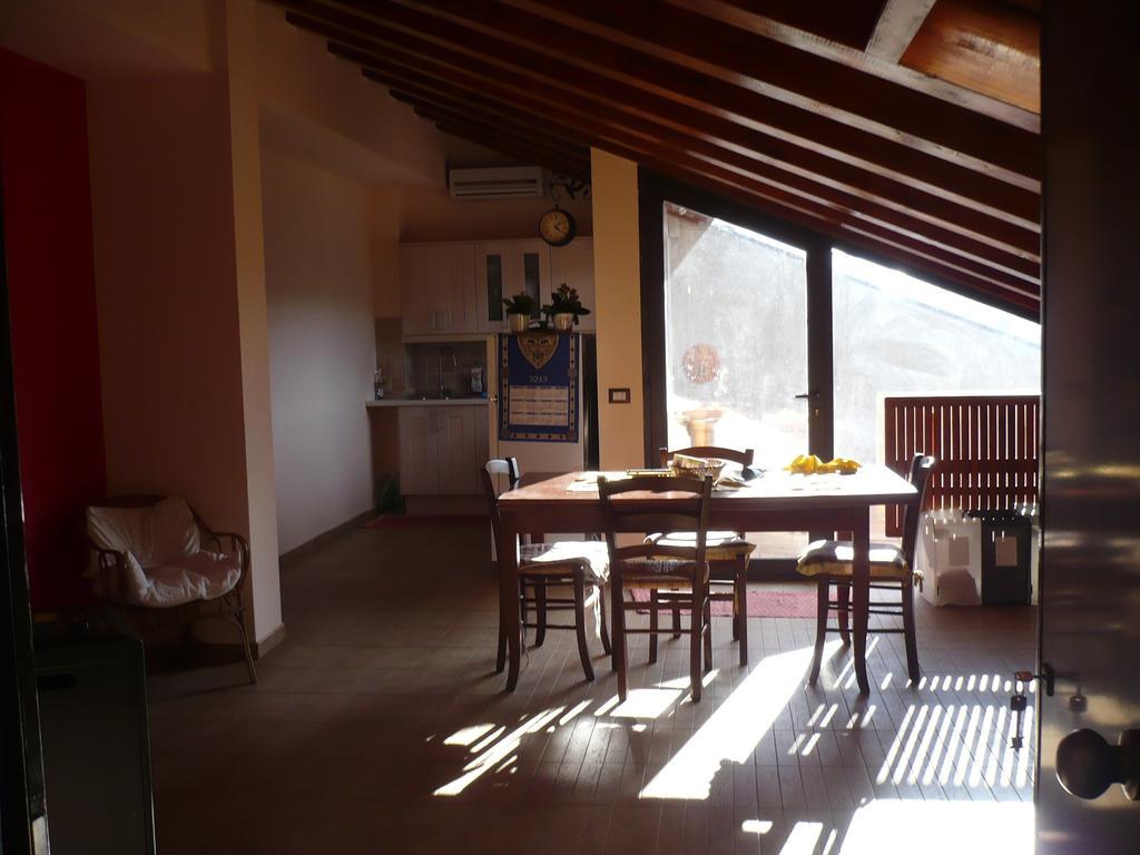 Casa Jolie Apartment Fiumefreddo di Sicilia Bilik gambar